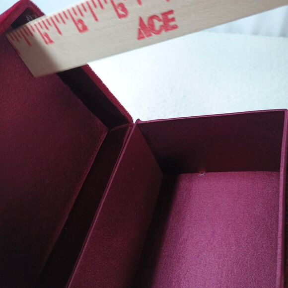 Red Velvet Gift Box Satin Lined 6.5"x4.25"x3.5" Jewelry Keepsake Display - Picture 13 of 13